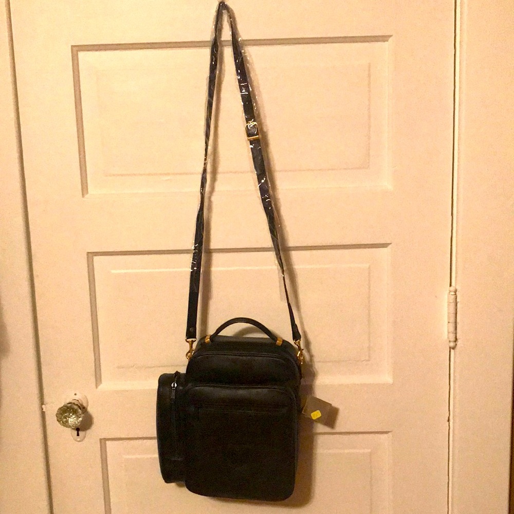 De Cenodi black leather crossbody bag